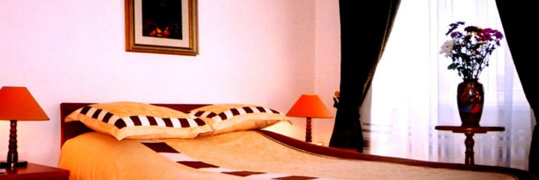 Azcot Hotel Baky Esterno foto