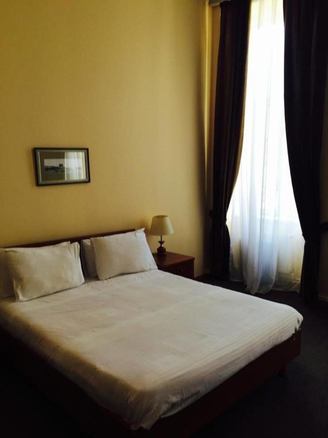 Azcot Hotel Baky Esterno foto
